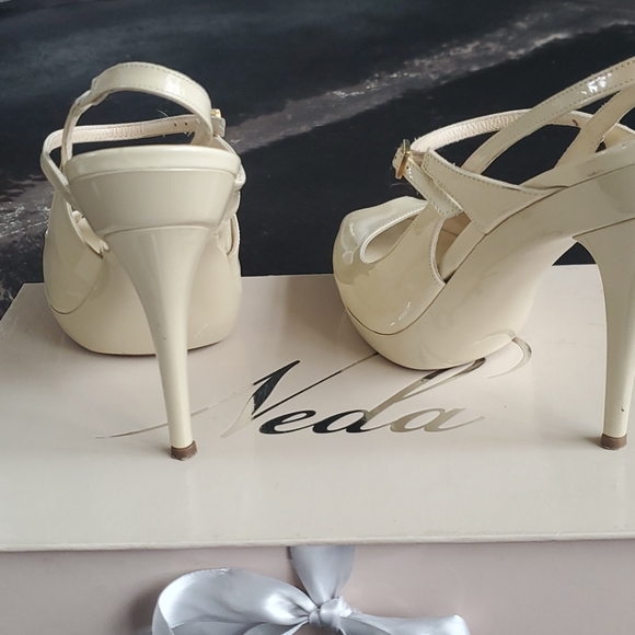 Neda by BEBE made in Italy - Picture 4 of 4